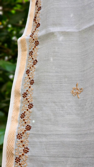 Hand Embroidery on Maheshwari Handwoven Silk/Cotton Dupatta.