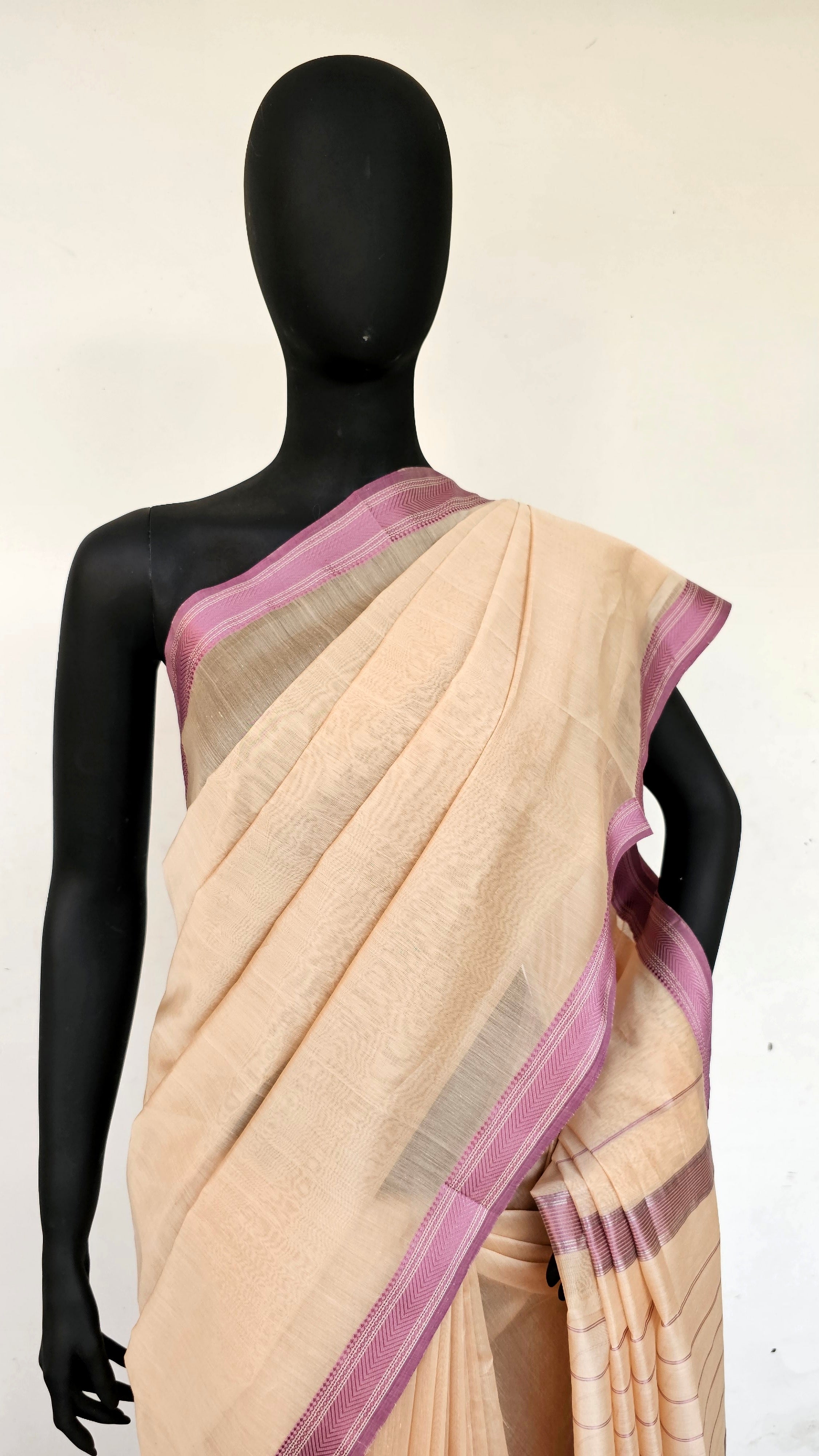 Maheshwari Handwoven Saree with Onion Pink Resham Borders.