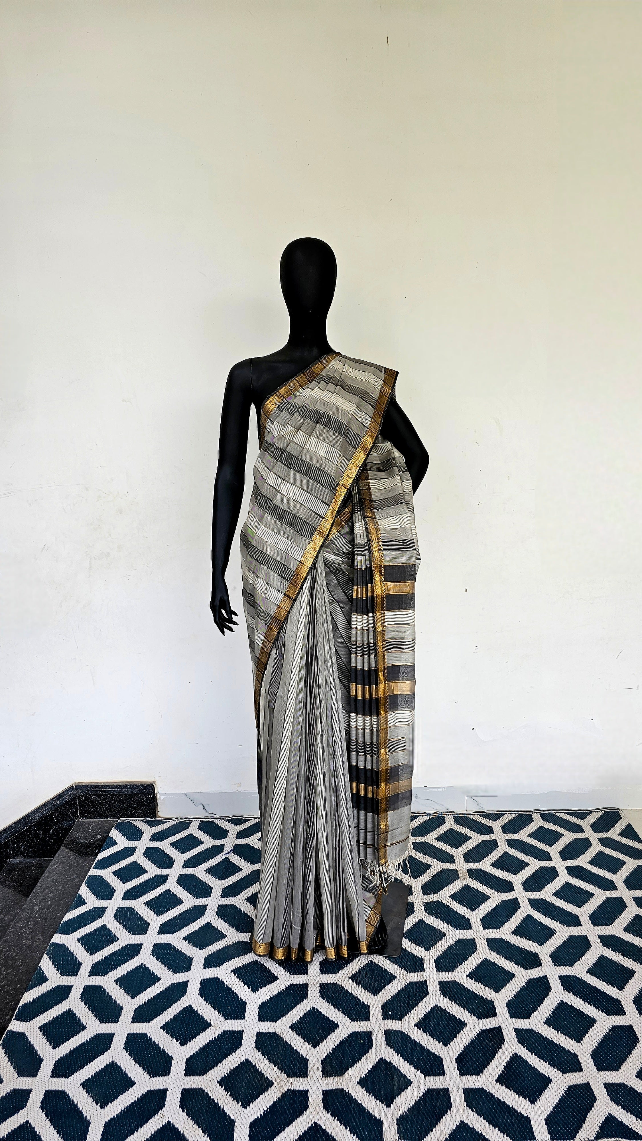 Saree with missing Wefts and Gold Zari Borders.