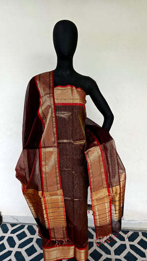 Radiant Maheshwar Handwoven Top & Dupatta Set: A Tapestry of Tradition