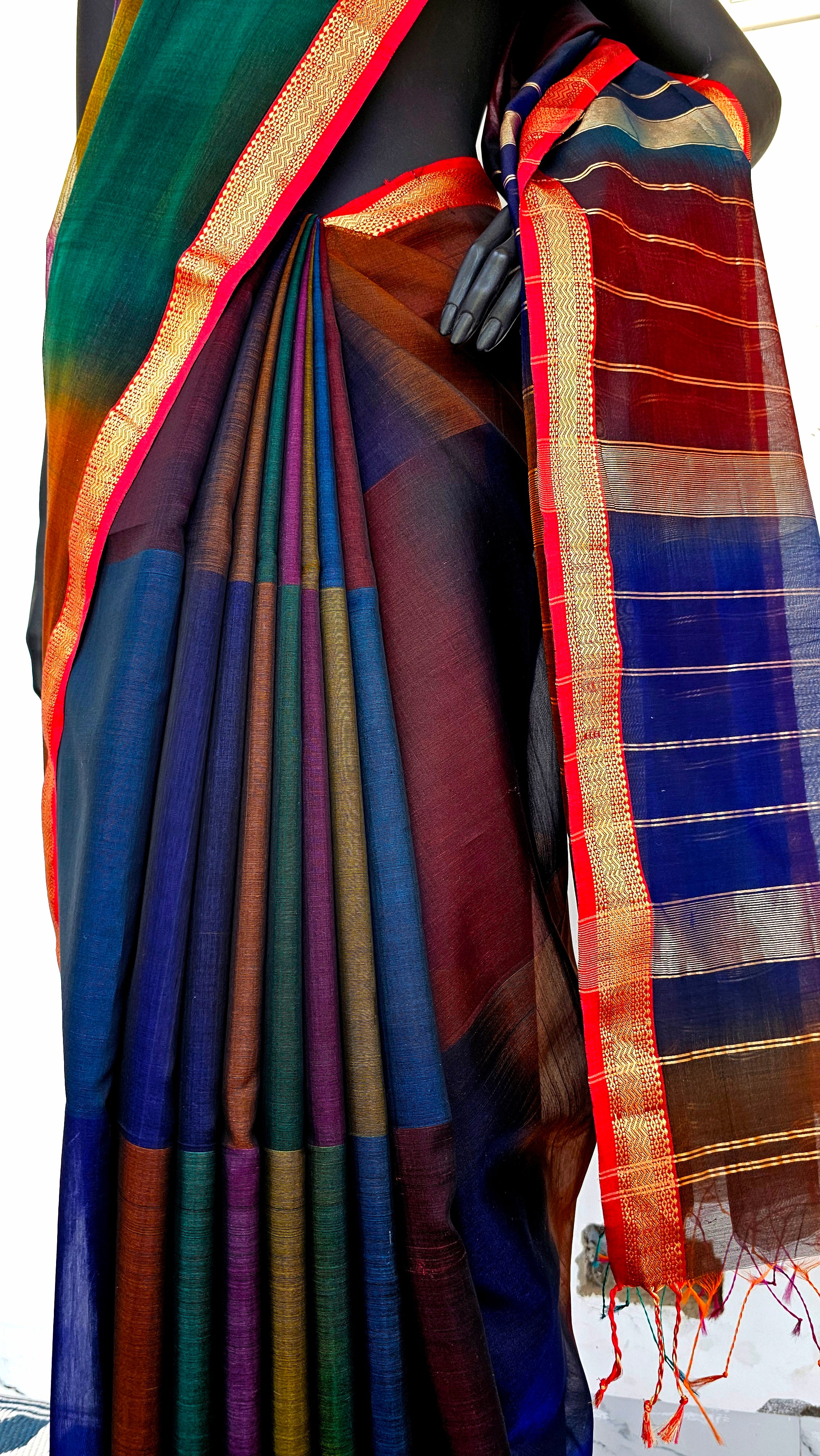 Tie and Dye Saree with Red/Gold Zari Borders.