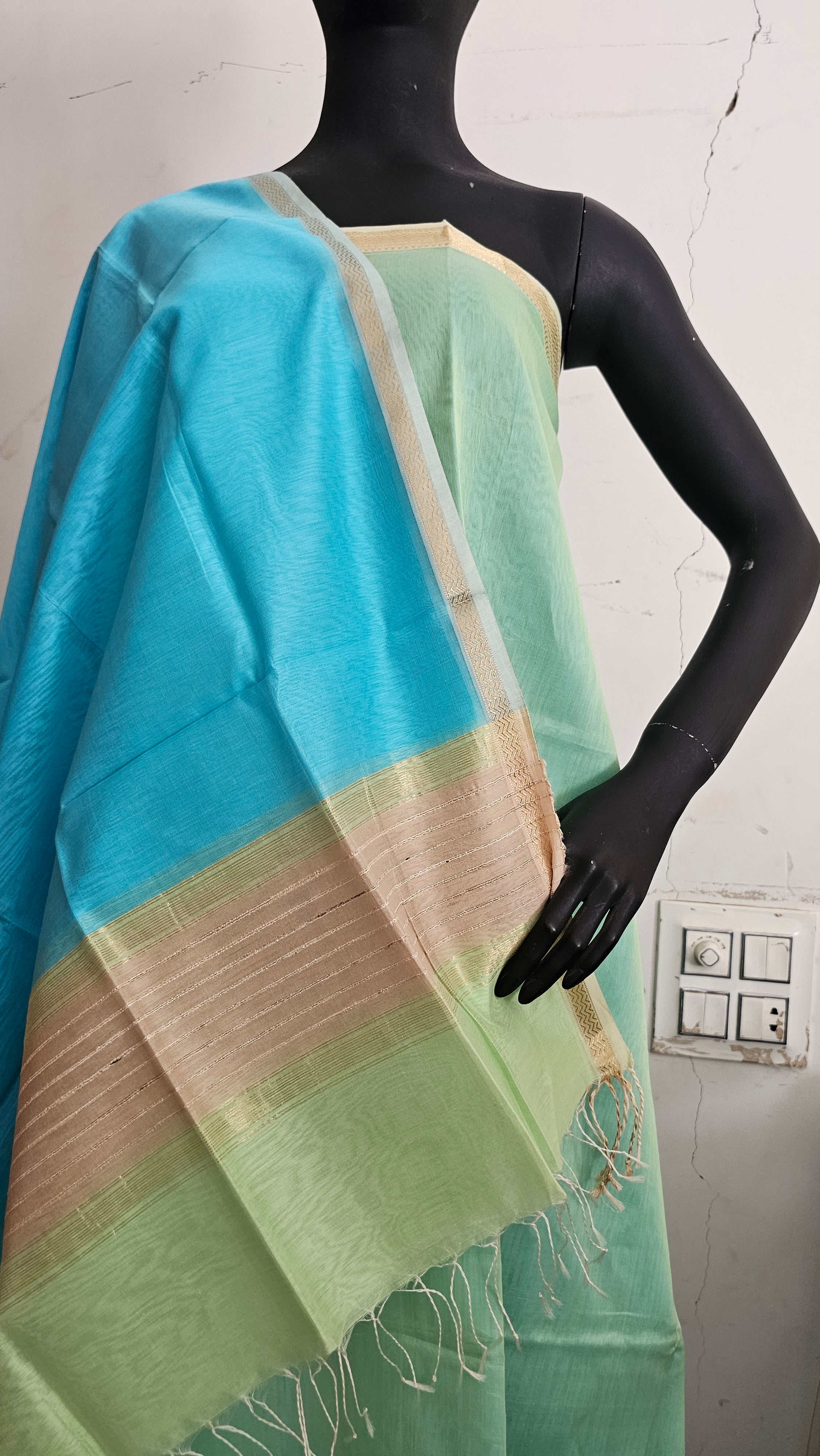 Maheshwari Silk/Cotton Top and Dupatta Set