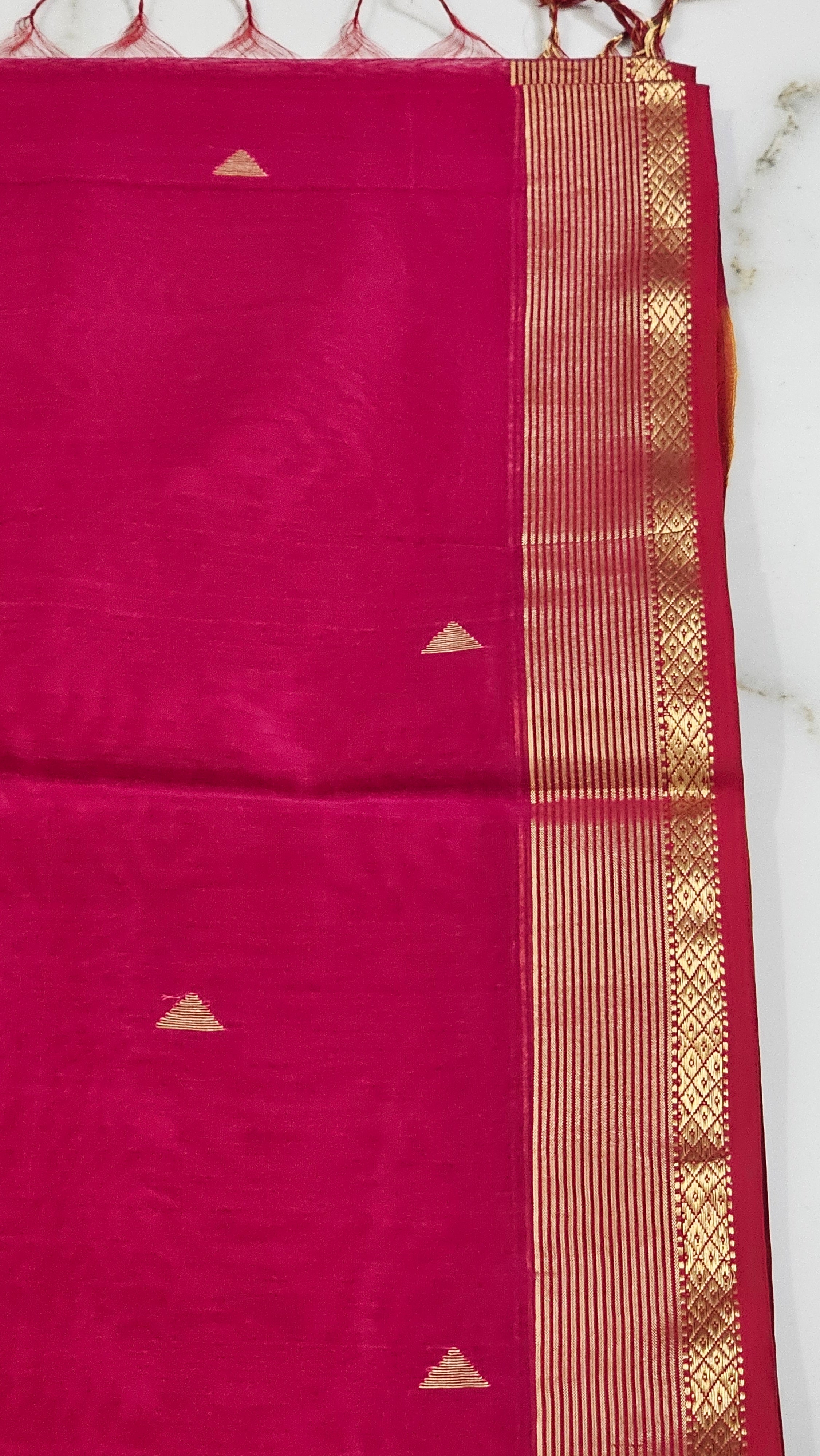 Maheshwari  Handwoven silk/Cotton butidar saree