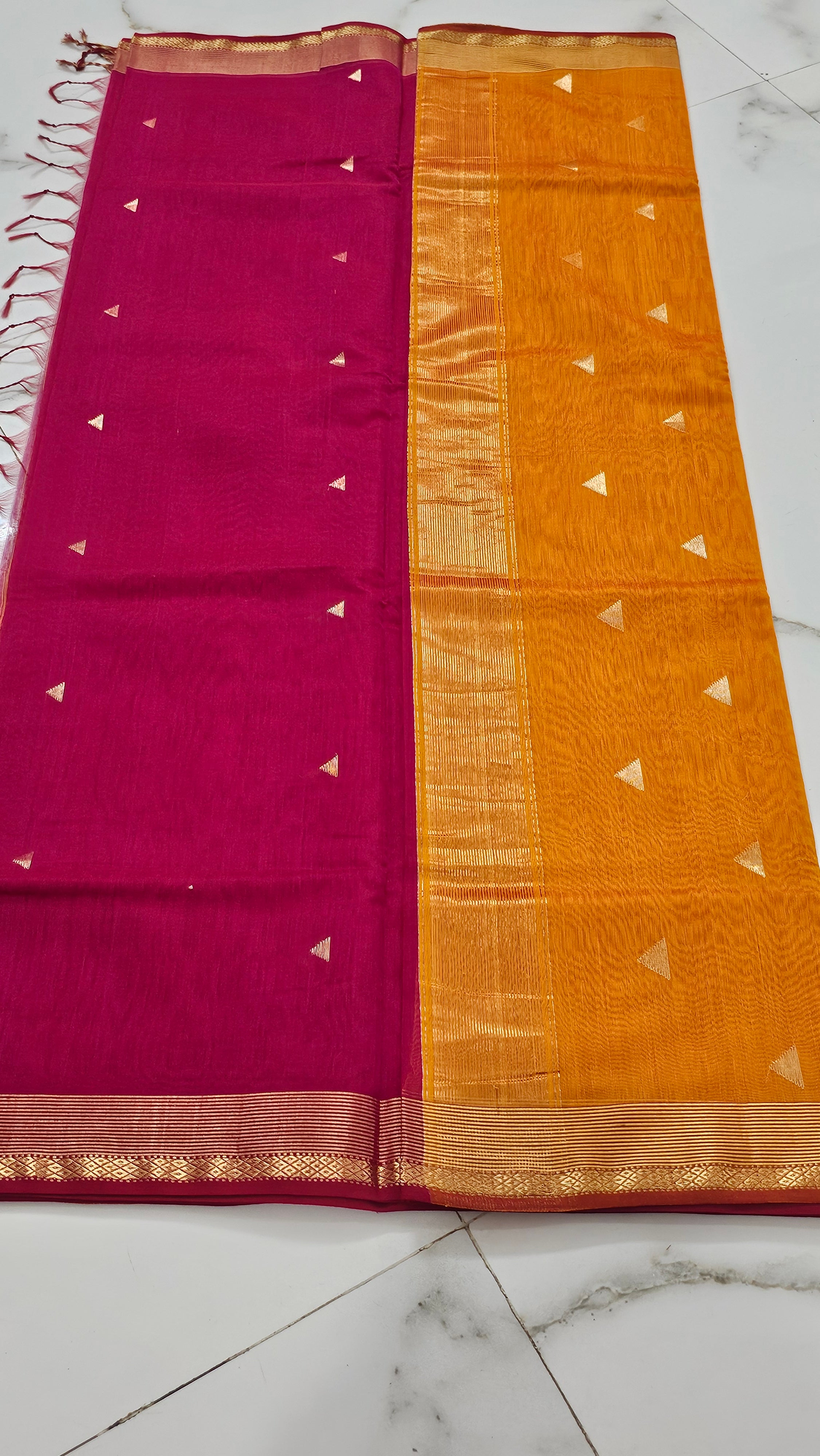 Maheshwari  Handwoven silk/Cotton butidar saree