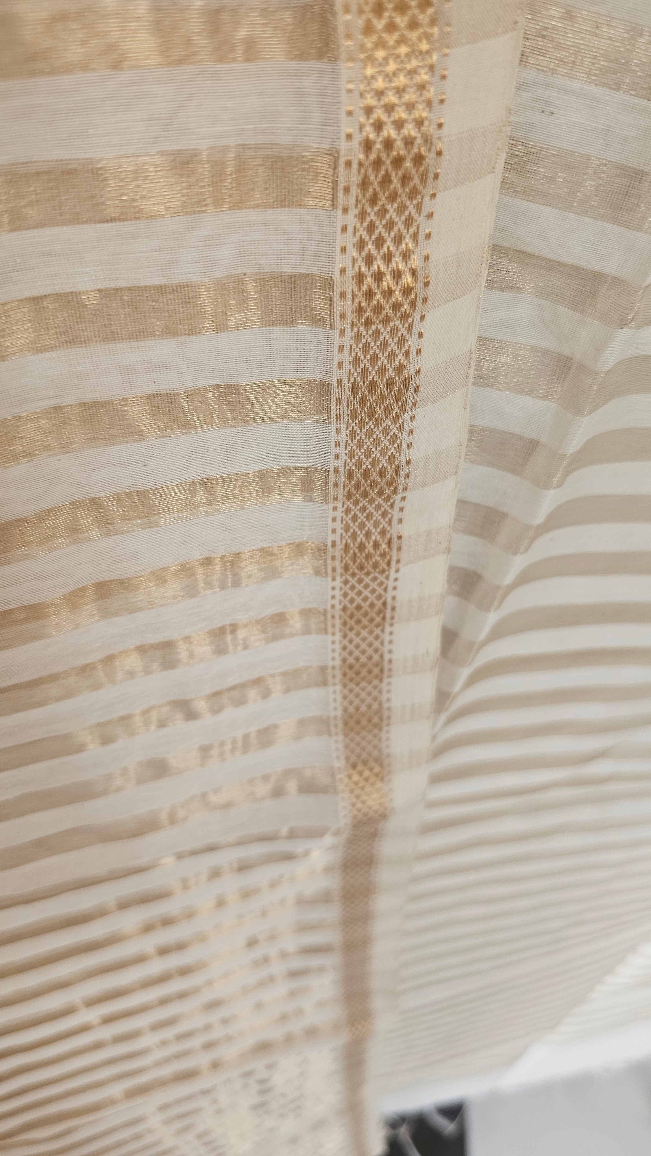 Silk/cotton  Gold Jari stripes  6.2 mtrs length  with 1 mtrs blouse