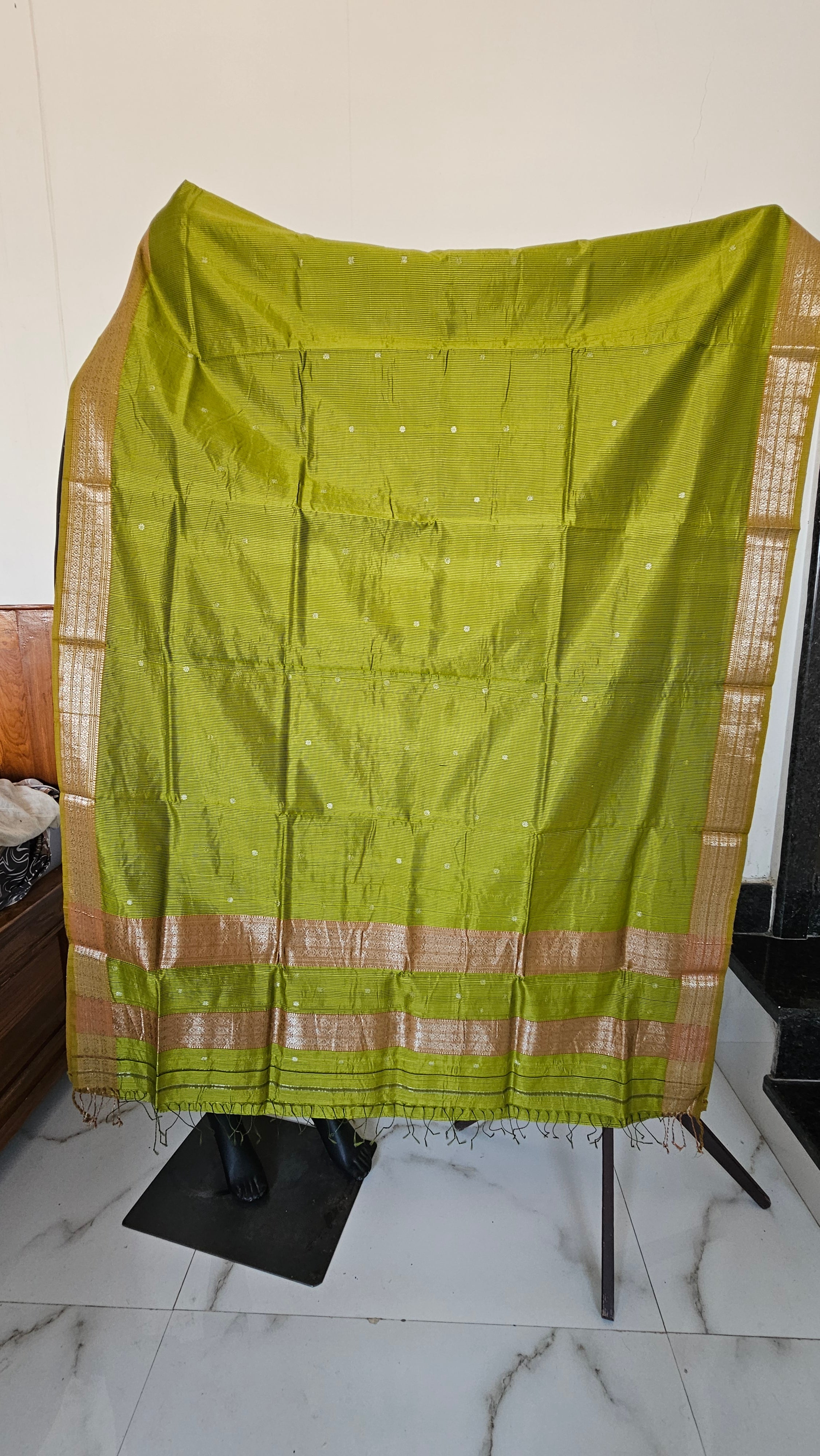 SilkXsilk 4 paddel maheshwari  Handwoven  indori saree 6.2 mtrs length with 1 mtr blouse