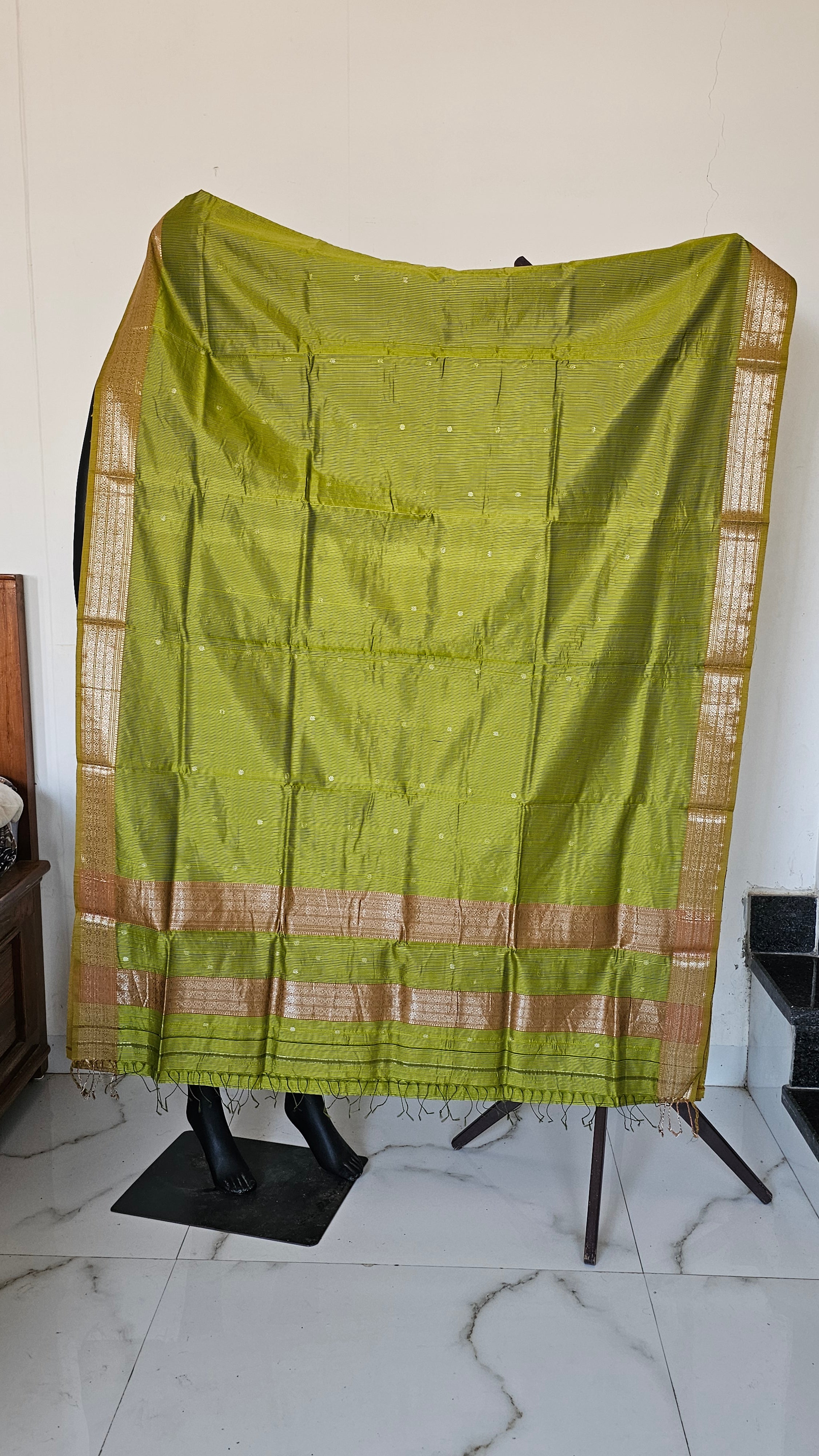 SilkXsilk 4 paddel maheshwari  Handwoven  indori saree 6.2 mtrs length with 1 mtr blouse