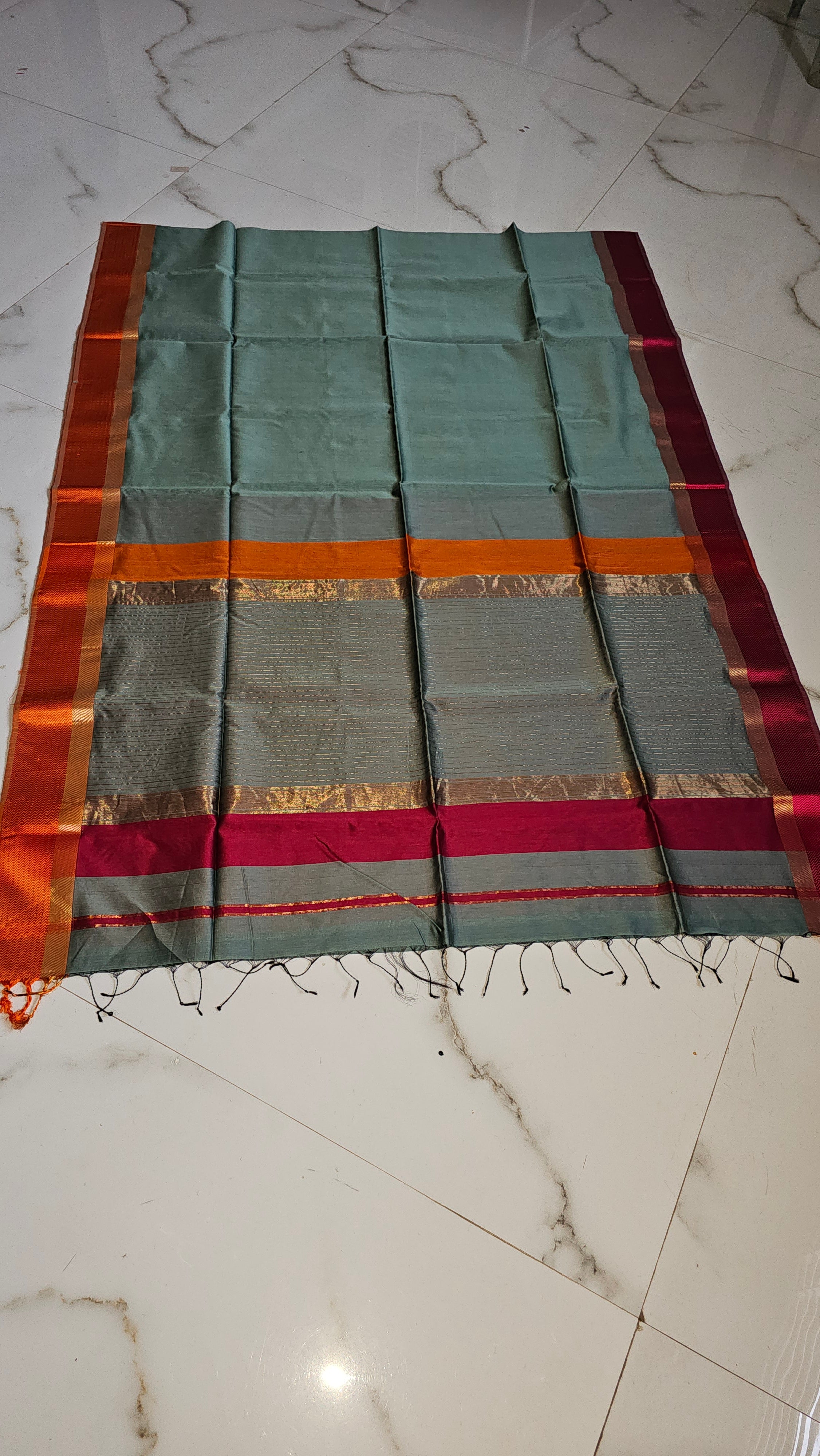 Ganga jamuna Maheshwari saree Silk/Cotton  6.2 mtrs length  with 1 mtrs blouse