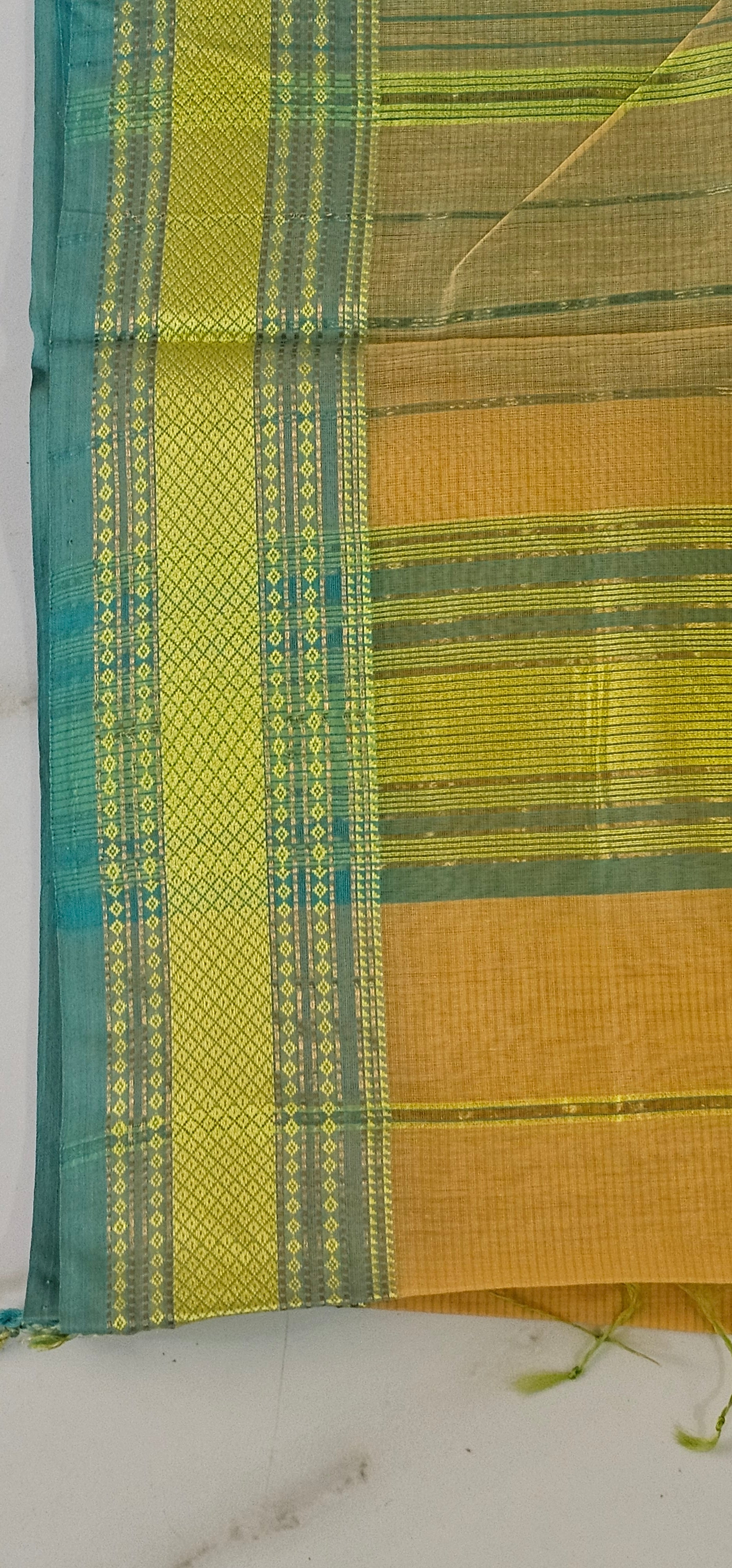 Silk/cotton  maheshwari  Handwoven hansa Borders  saree mustard Yellow color body with Lime yellow  border 6.5 mtrs length 1 mtr blouse