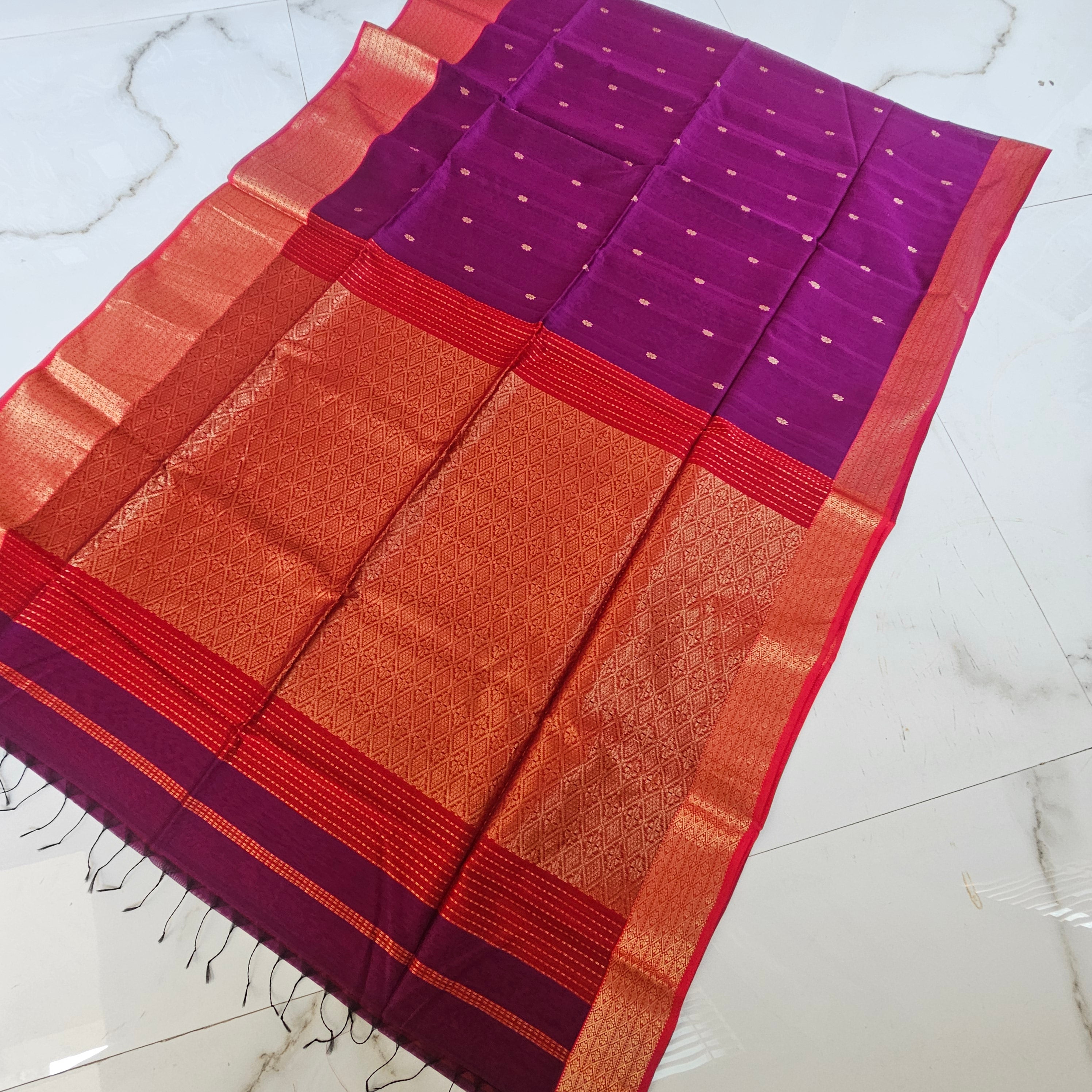 Silk/cotton  maheshwari Handwoven palledar saree 6.2 mtrs length  with 1mtr blouse