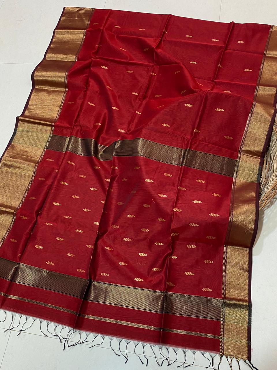 Silkxcotton contrast Border butidar maheshwari Handwoven saree