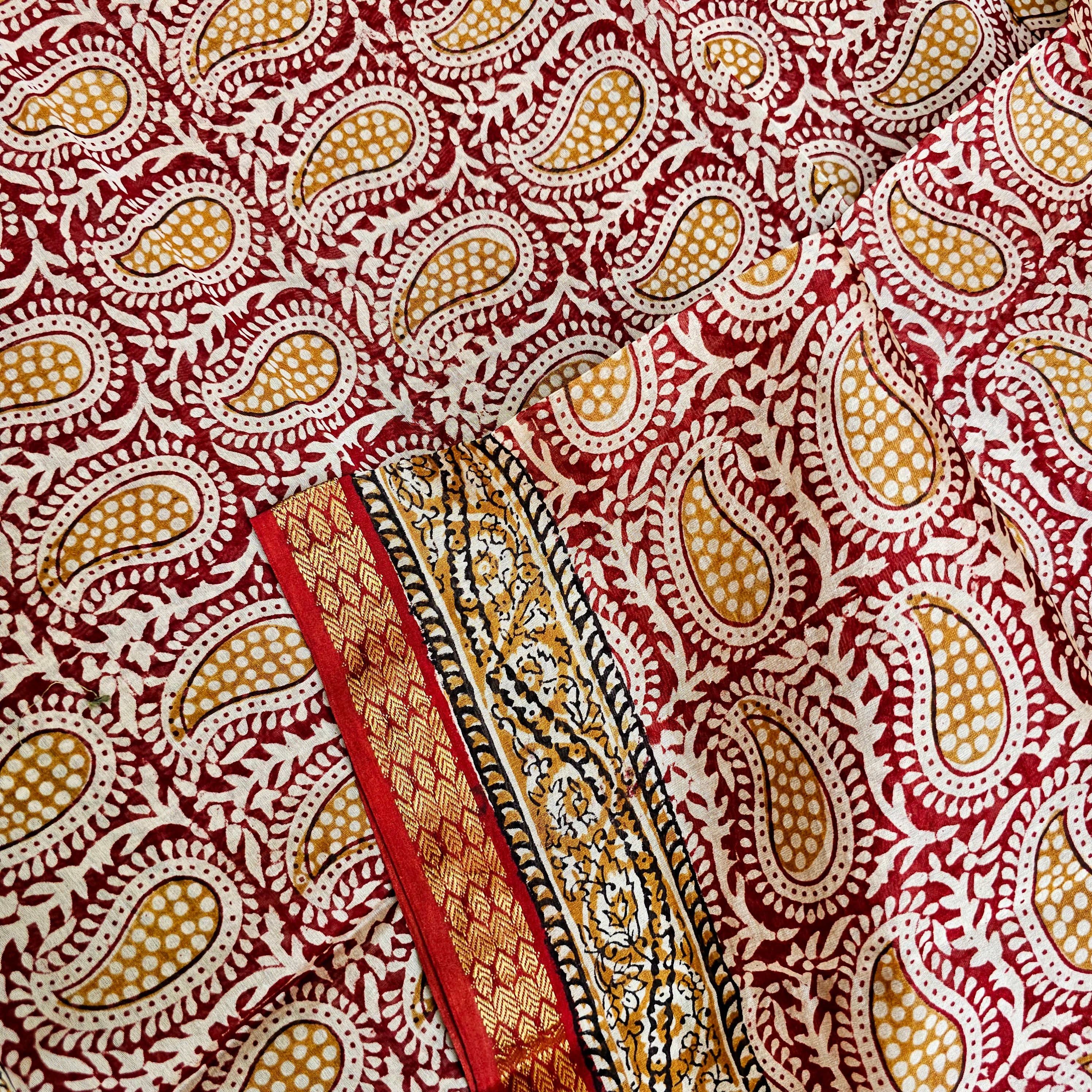 Dupatta with Natural Dyes Bagh Prints.
